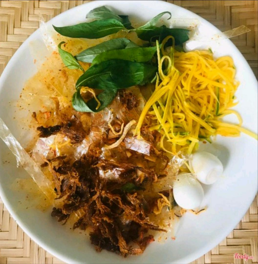 banh-trang-tron-kho-muc