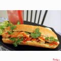 banh-mi-pate-trung-1-2-xuc-xich