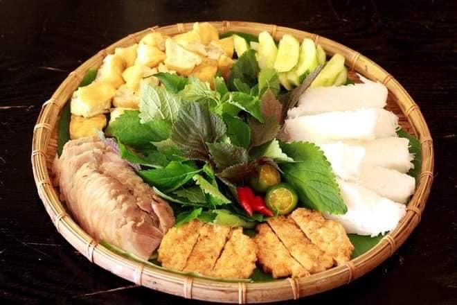 bun-au-thit-nem-chua