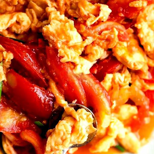 com-trung-chien-sot-ca-chua