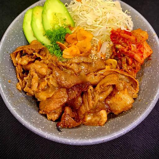 06-com-tho-heo-nuong-than-pork-don