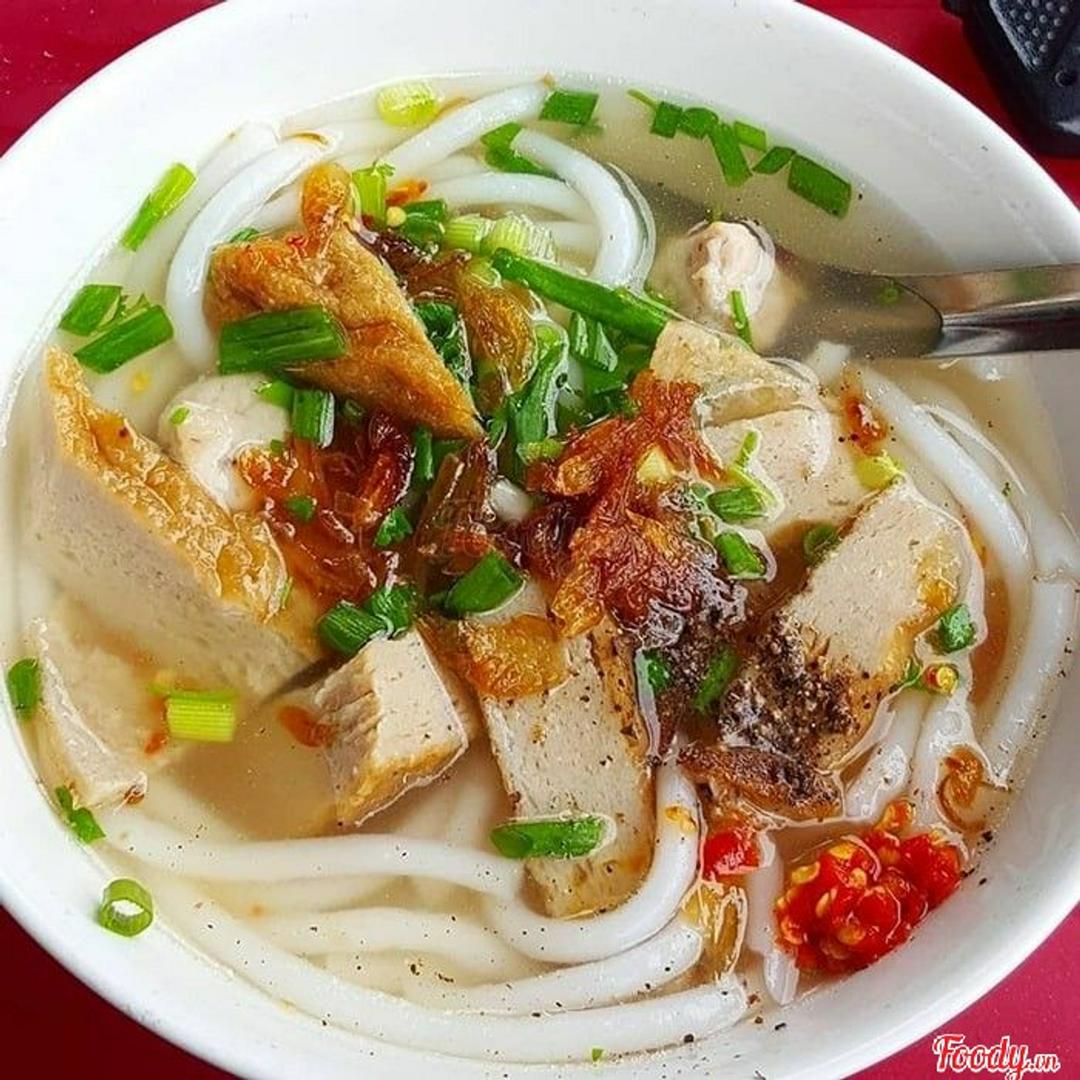 banh-canh-cha-ca