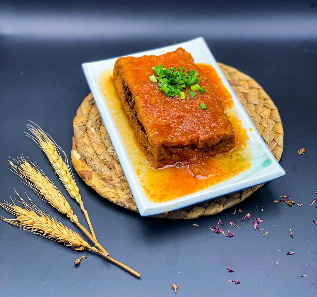 au-hu-nhoi-thit-sot-ca-them