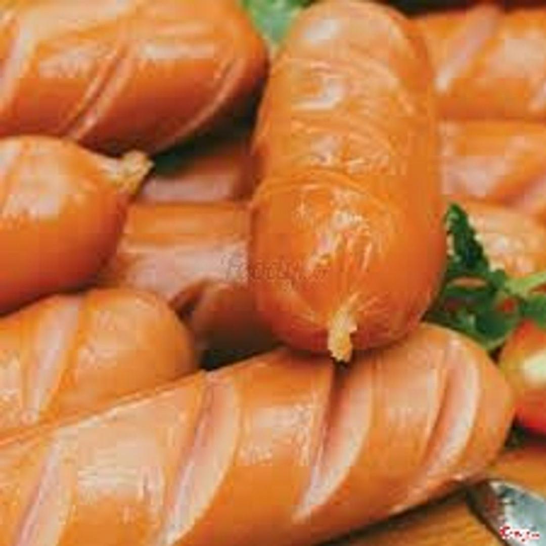 x3-xuc-xich-cho-vao-mi