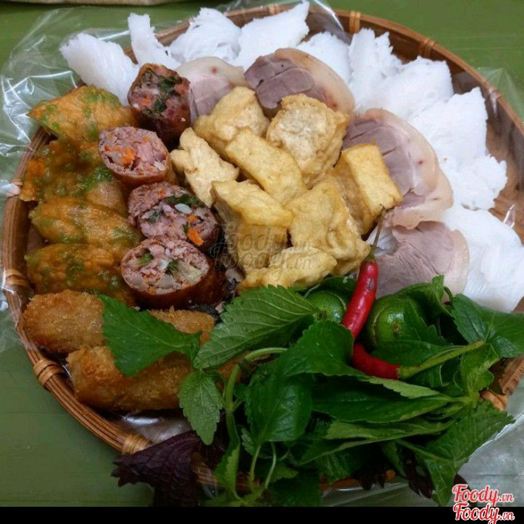 combo-2-xuat-bun-au-ay-u-kem-1-coca