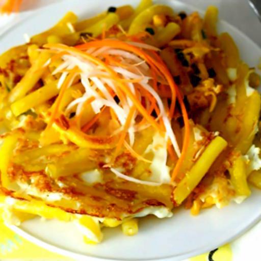 combo-nui-chien-2-trung-1ly-tra-tac