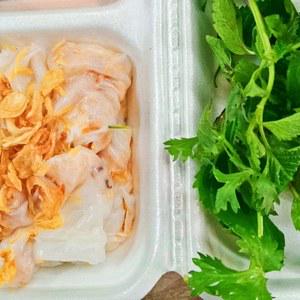 banh-cuon-nong-nhan-hanh-kho-phi-cha-que-ruoc-tom