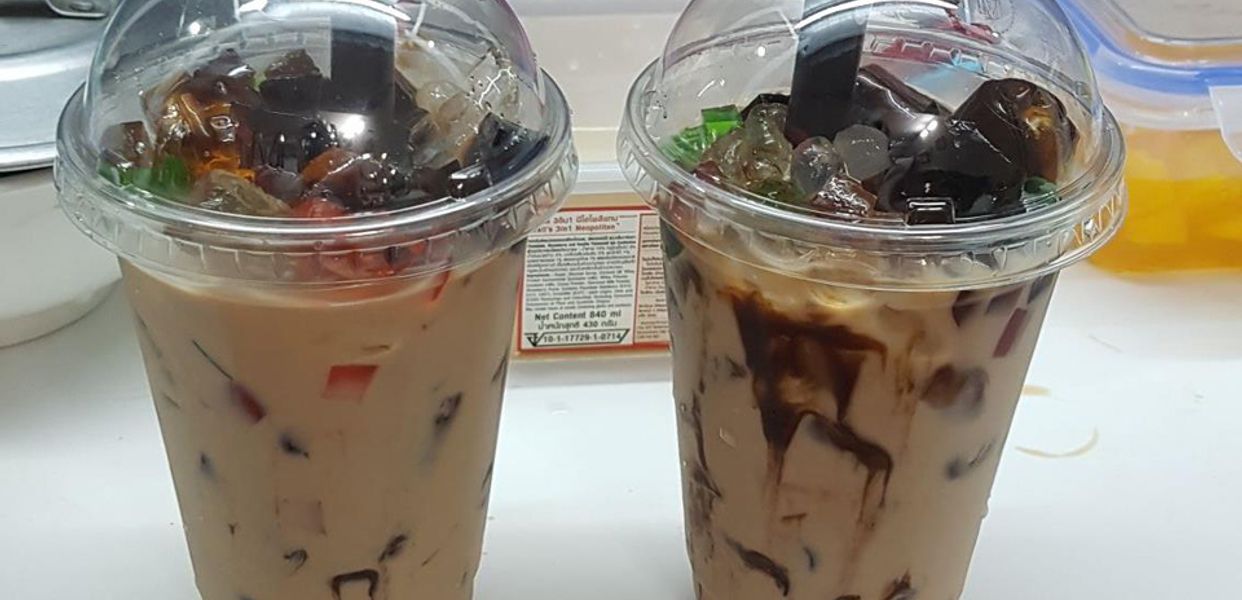 thao-my-tra-sua-nha-lam-le-binh