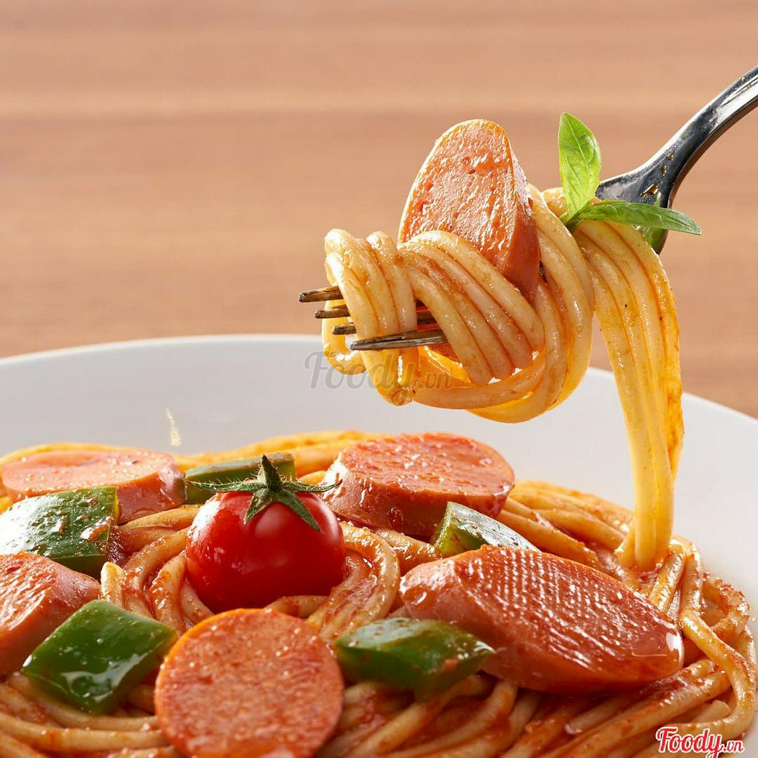 mi-y-ui-ga-xuc-xich-sot-bo-bam