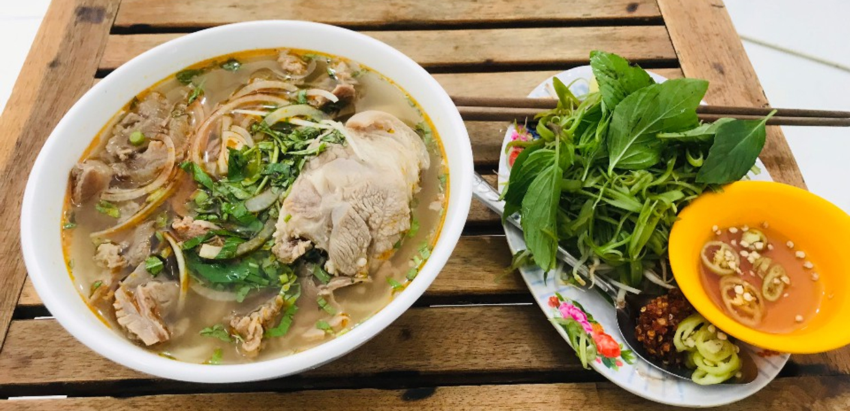 bun-bo-o-rot-nguyen-hong