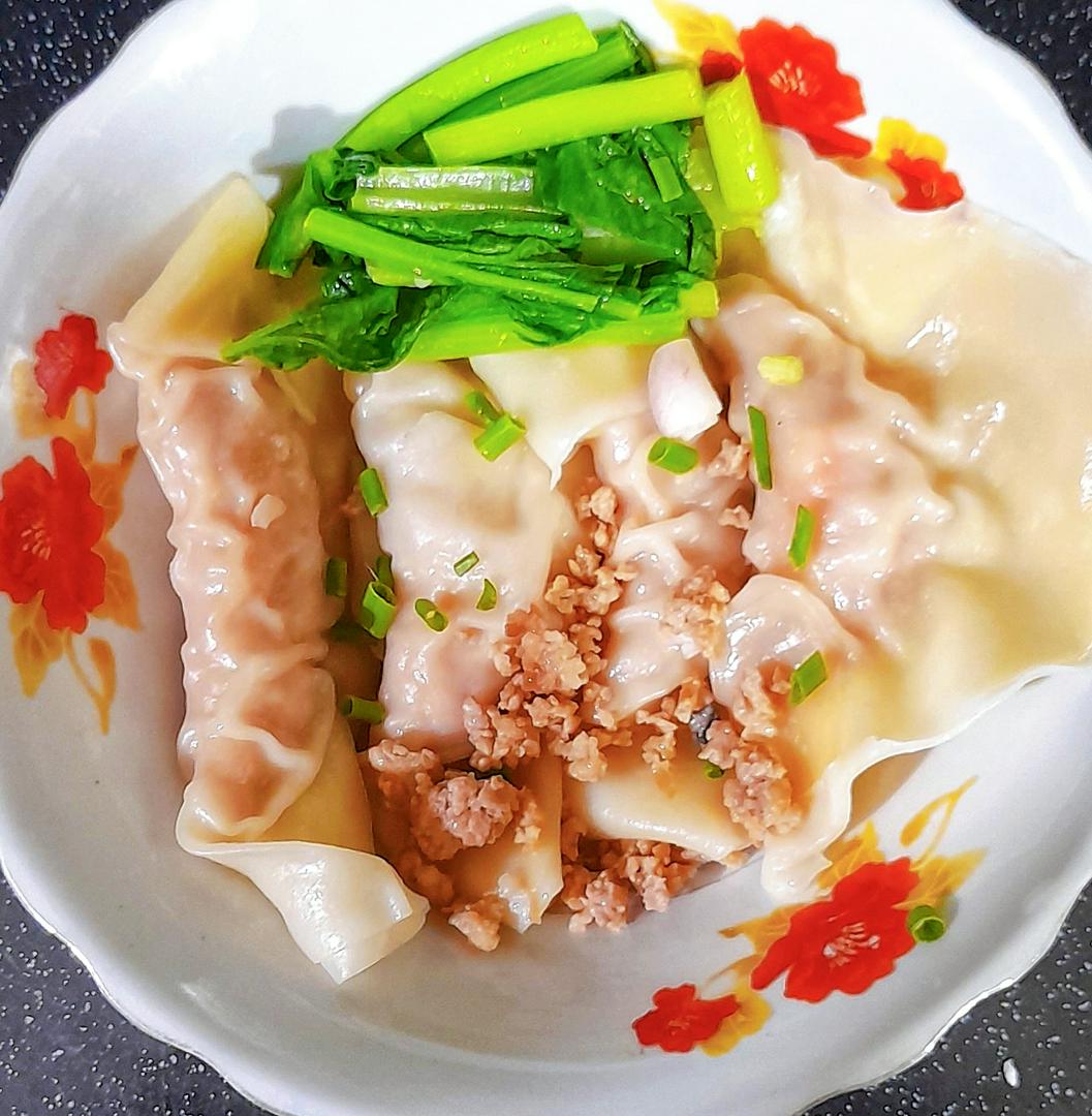 sup-4v-sui-cao-tom-thit-thit-bam