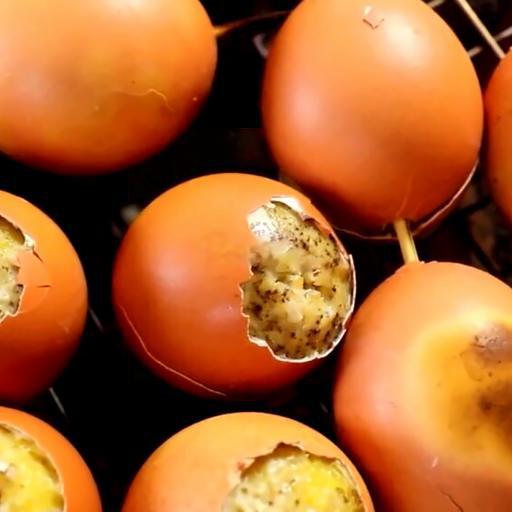 combo-5-trung-hot-ga-nuong-thai-lan