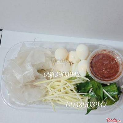 banh-trang-cham-sot-trung-cut