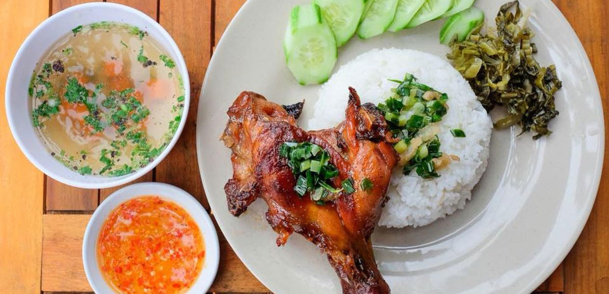 anh-em-quan-com-suon-va-com-rang-cac-loai-hoa-bang