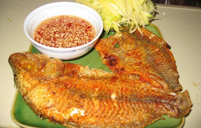 com-ca-dieu-hong-chien