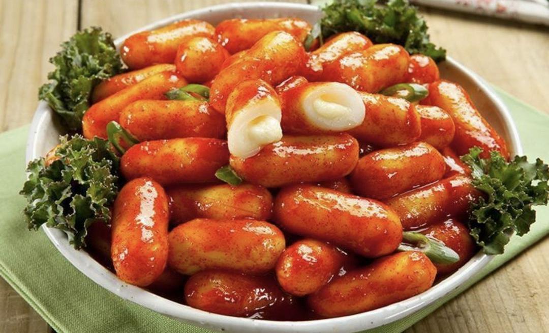 tokbokki-phomai-sot-cha-ca-han