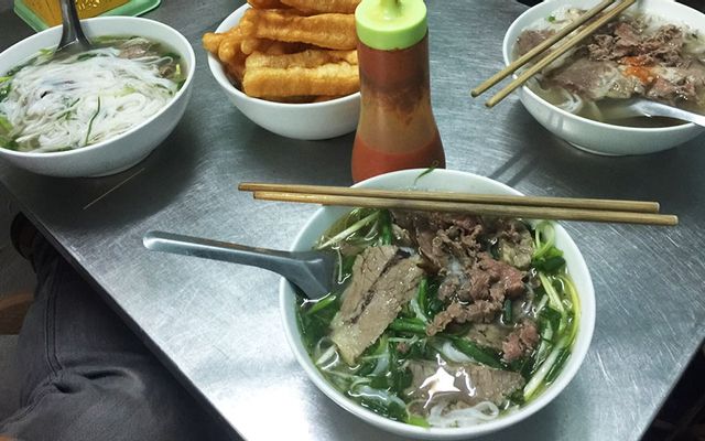 pho-quynh-tai-chin-nam-gau-sot-vang-hang-chieu