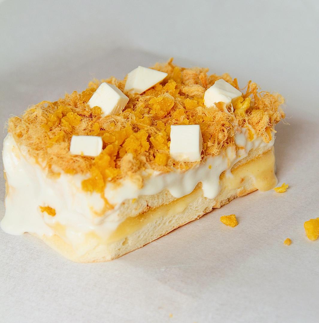 bong-lan-trung-muoi-sot-pho-mai