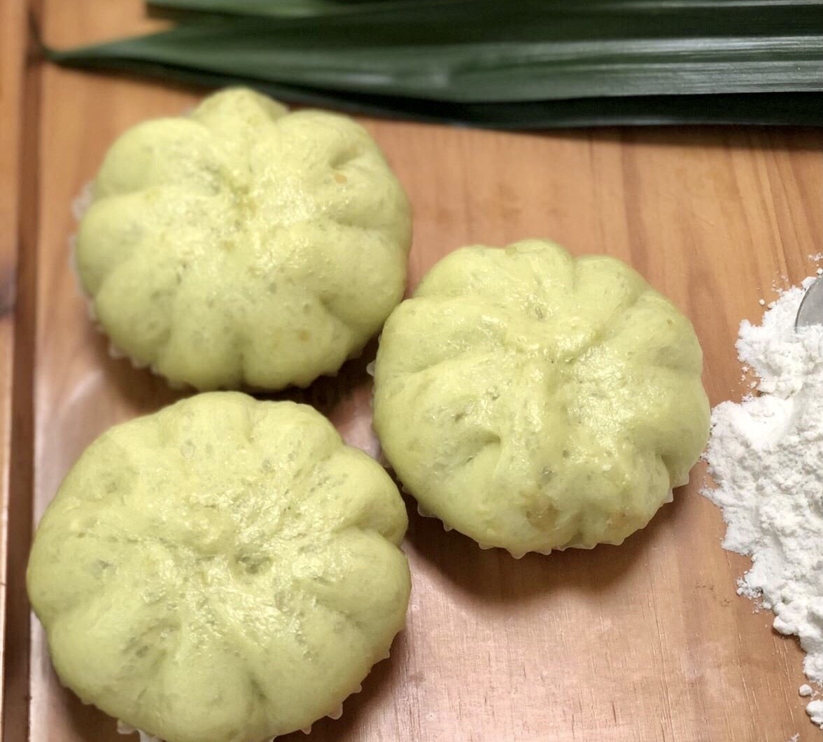 hop-4-banh-bao-chay-com