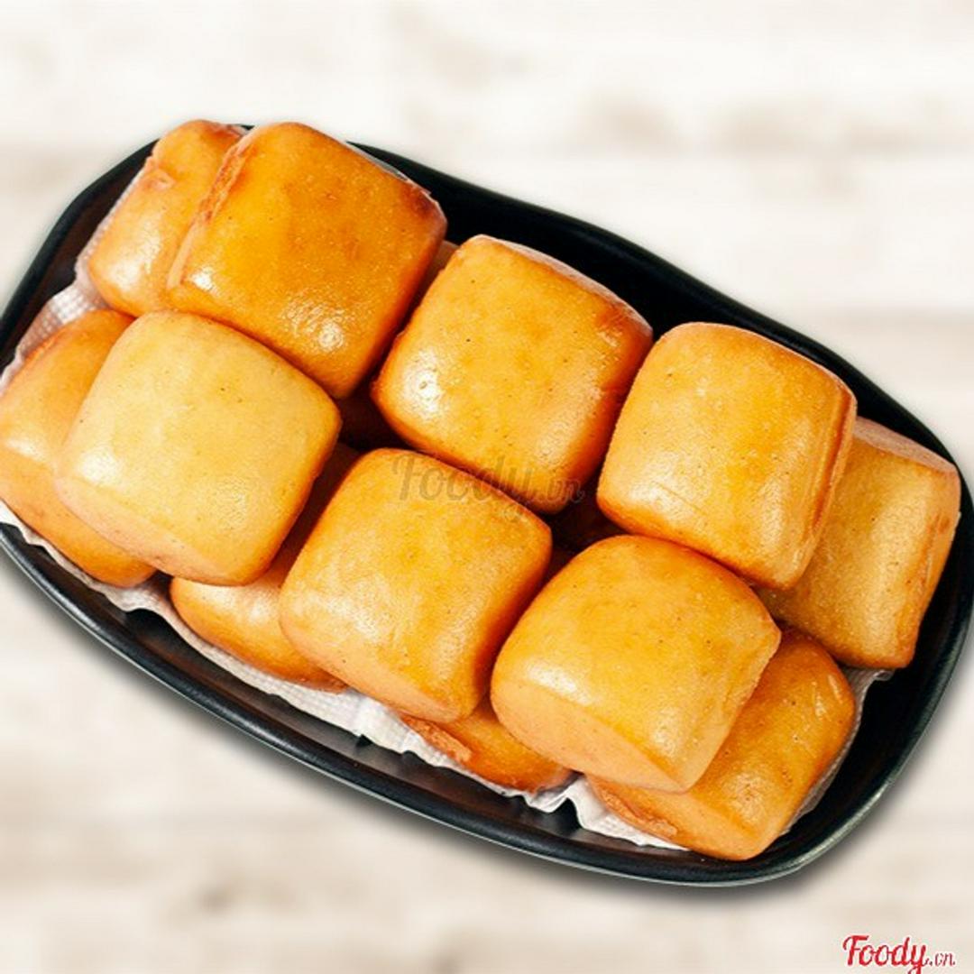 banh-bao-sua-chien-fried-dumplings