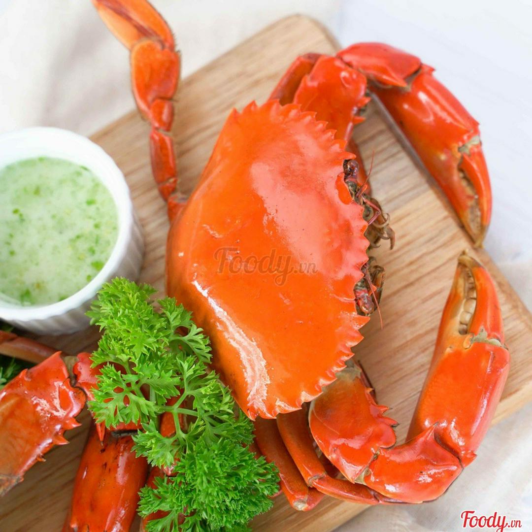 cua-thit-lon-hap-nuoc-dua-1-con