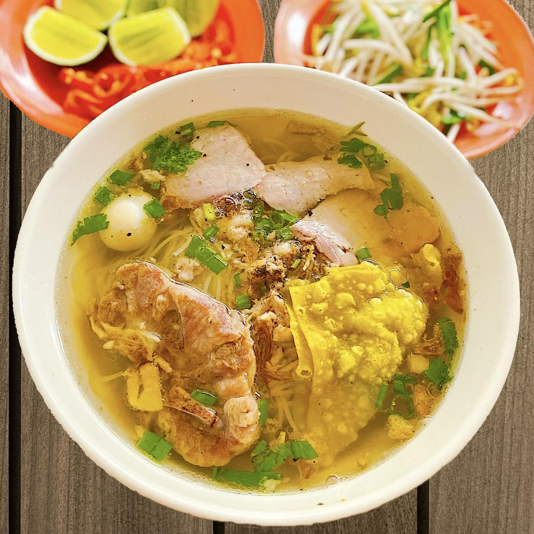 hu-tieu-nuoc-thap-cam-xuong