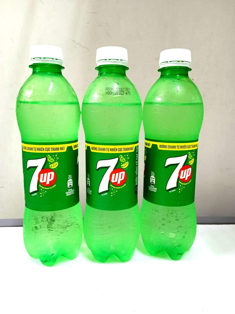 7-up-chai-390ml