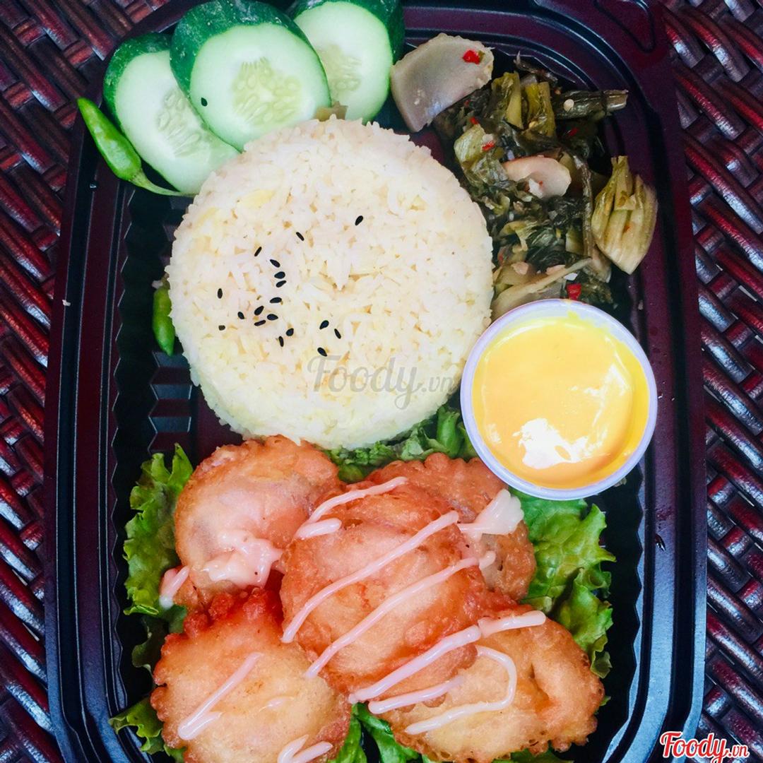 com-tom-sot-trai-thom-chien-gion-sot-mayonnaise