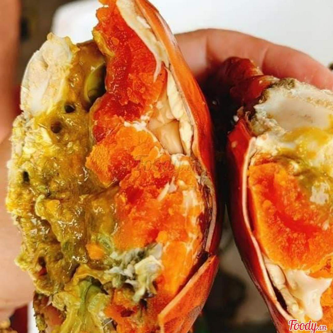 cua-gach-lon-hap-nuoc-dua-1-con