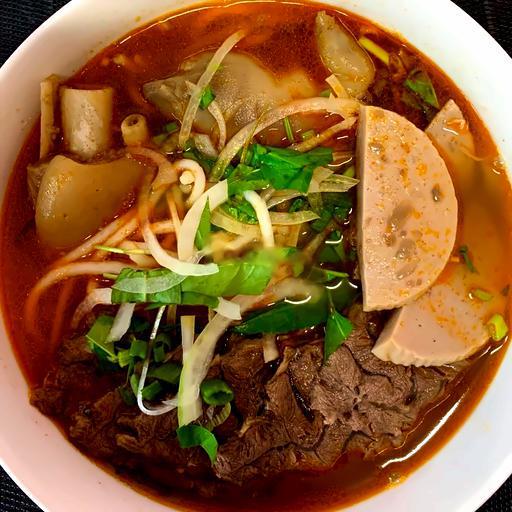 bun-bo-ac-biet-xuong-gio-heo