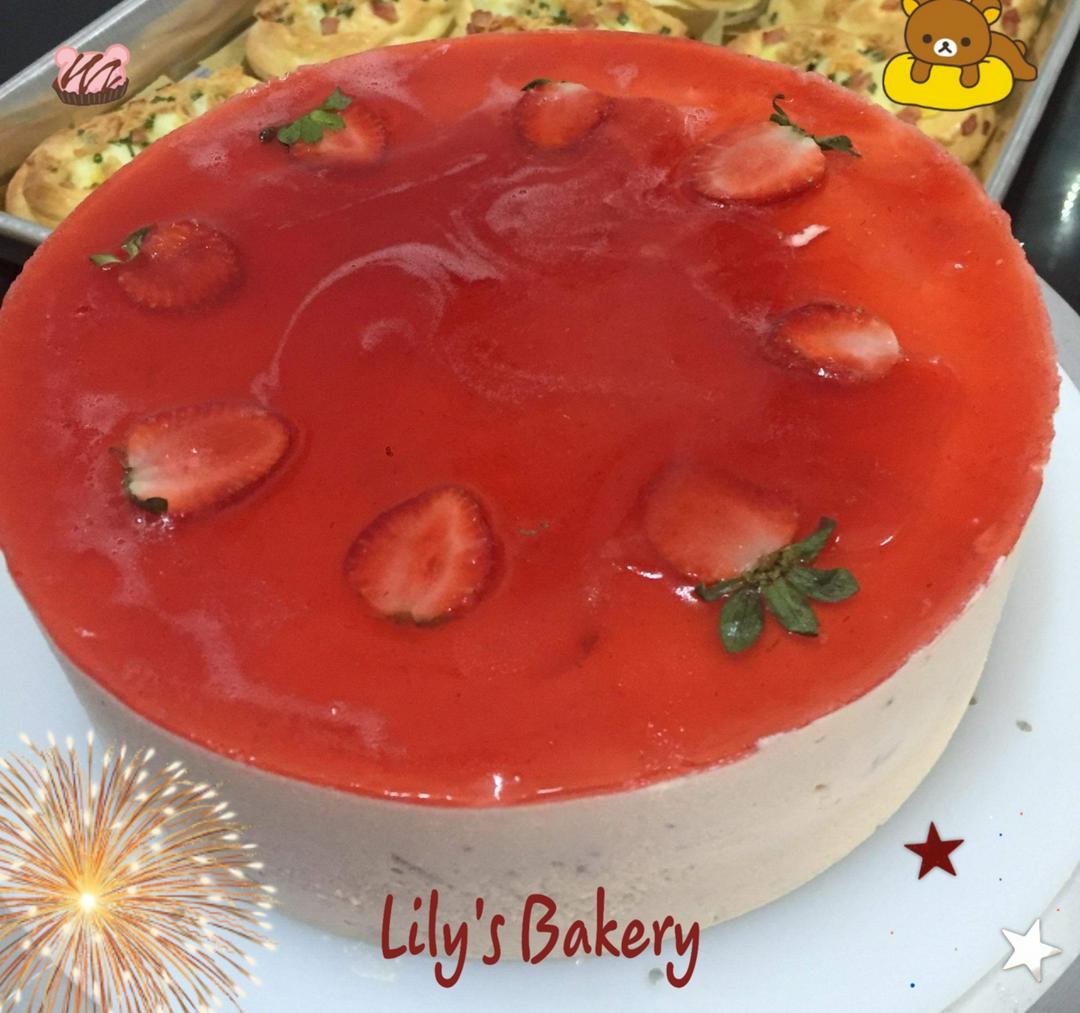 mousse-dau-tay-nguyen-o-20cm-strawberry-mousse-cake