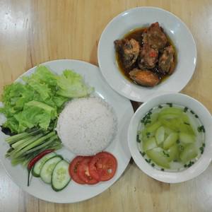 com-ga-kho