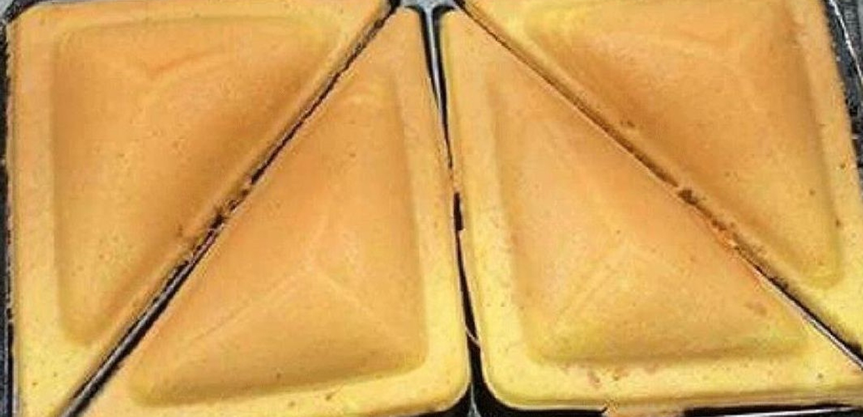 ngoc-uyen-banh-hotdog-ba-van