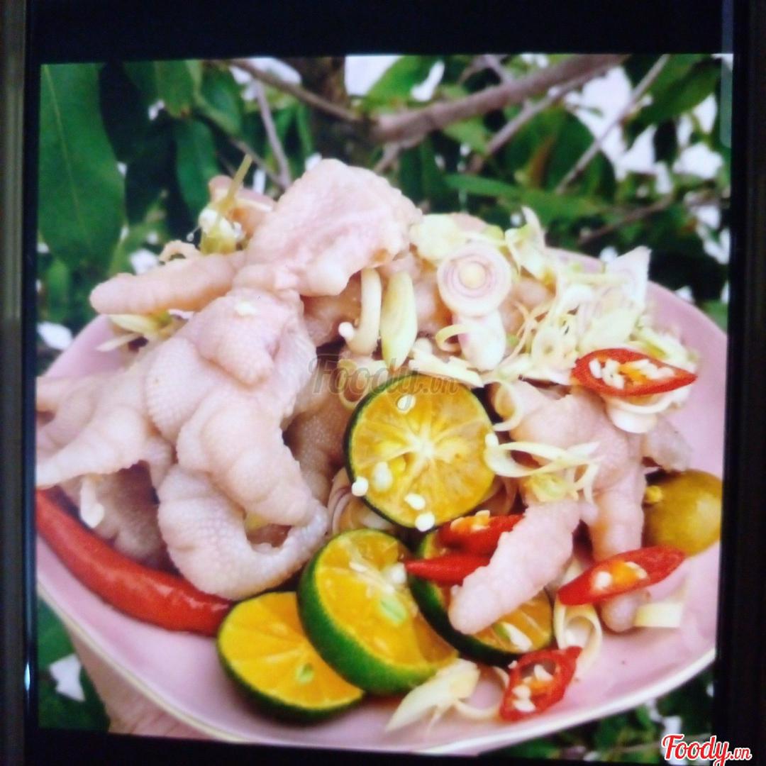 chan-ga-rut-xuong-ngam-xa-tac