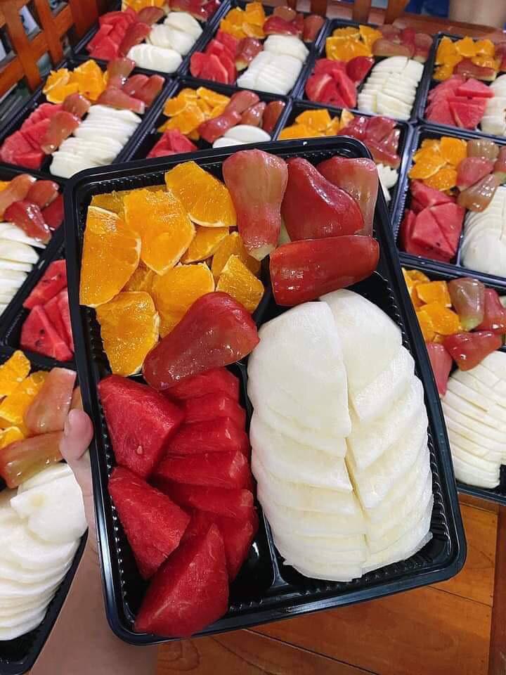 1-kay-cam-cu-au-roi-o-dua-hau