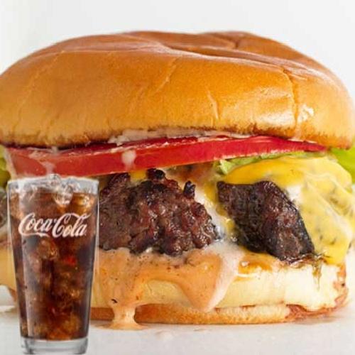 combo-hamburger-bo-trung-coca-500ml