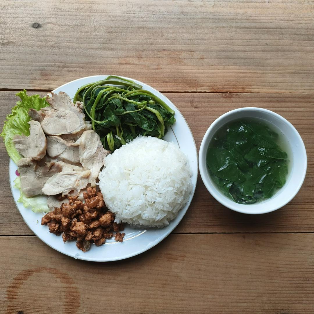 com-thit-luoc-mam-tep