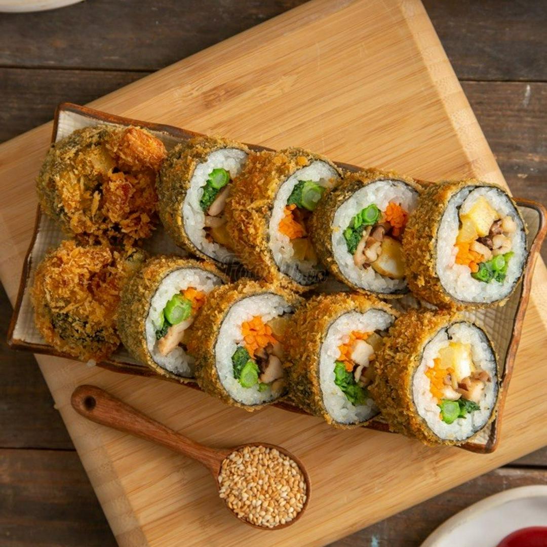 kimbap-ga-nam-chien-dak-beoseot-gimbap-twigim