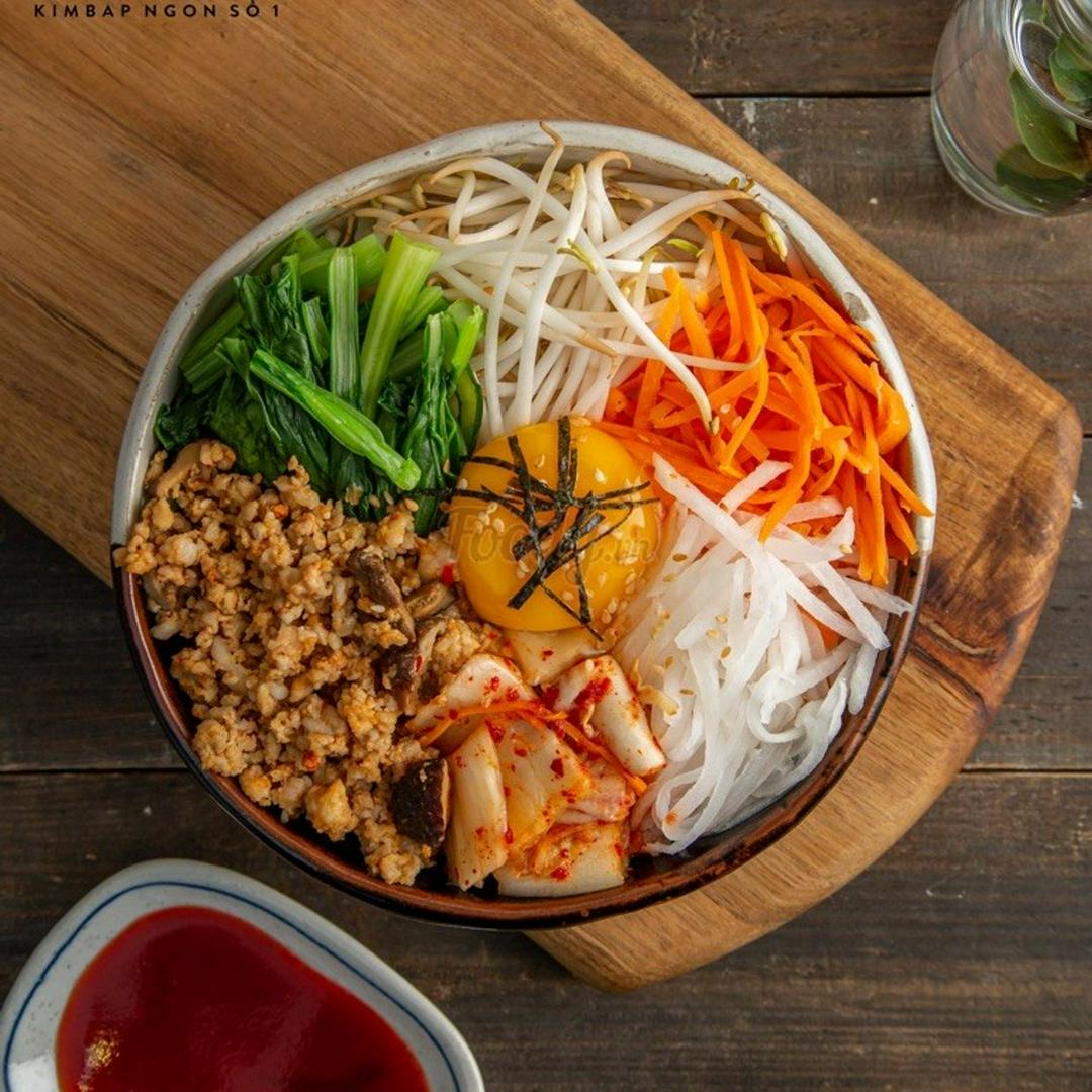com-tron-truyen-thong-jeon-tong-bibimbap