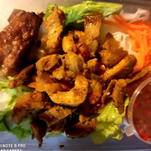 banh-hoi-thit-nuong-nem-nuong