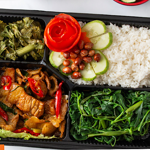 combo-com-heo-rang-chay-canh-1-o-uong-khan-lanh