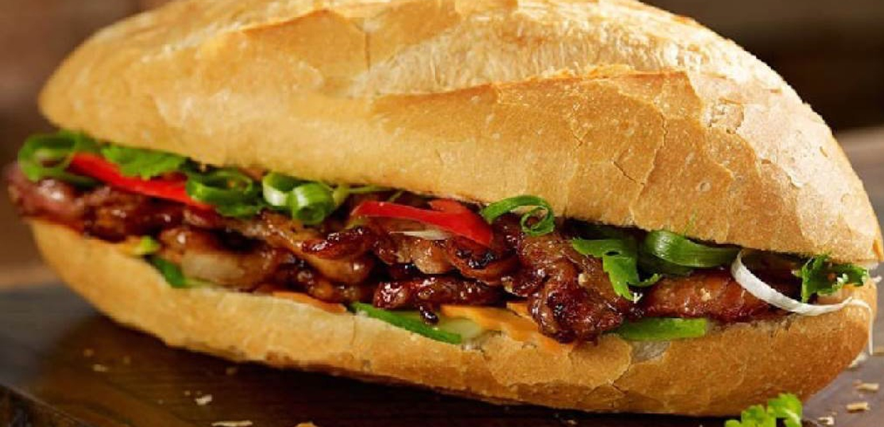 Canteen-An-Đông---Bánh-Mì-&-Xôi-Chè---Nguyễn-Khang