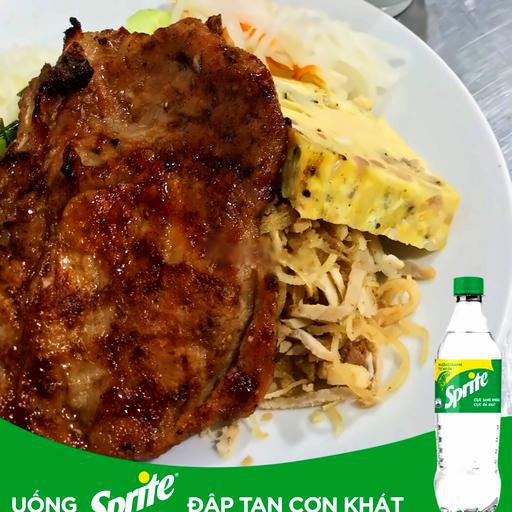 com-suon-nuong-sprite