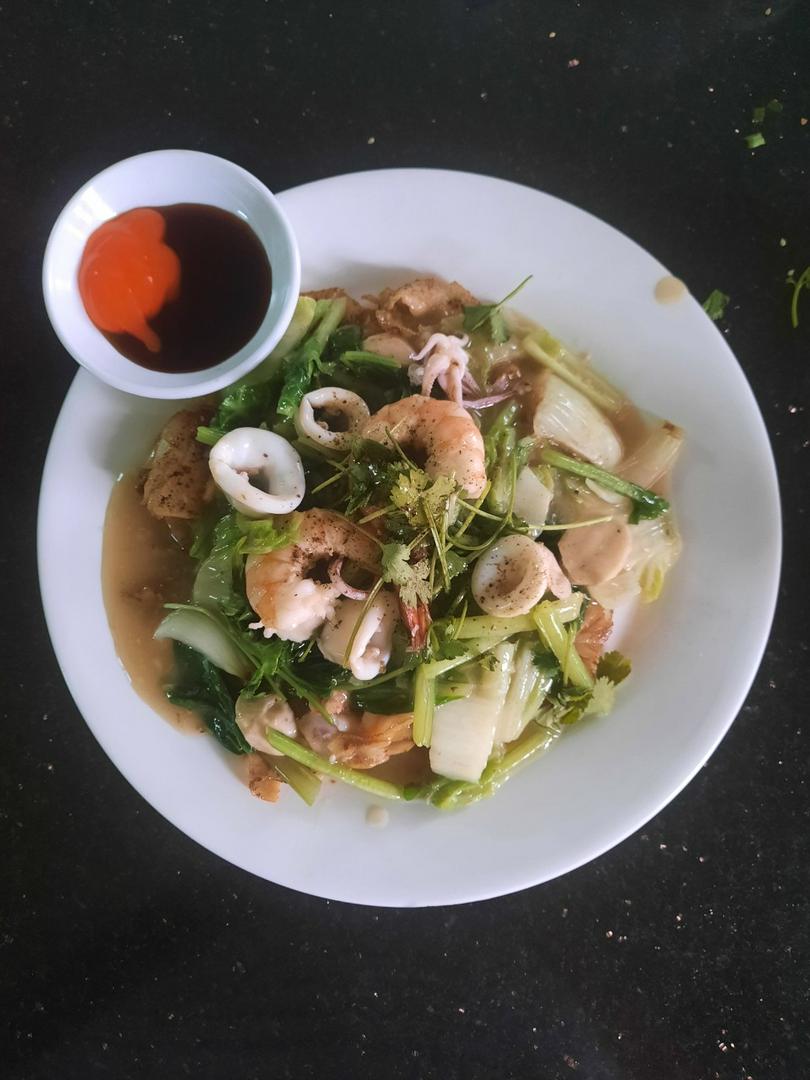 mi-mem-mi-tuoi-xao-thap-cam