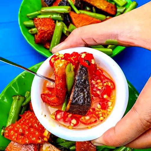 pha-lau-bo-xao-rau-muong