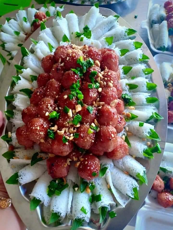banh-hoi-nem-nuong