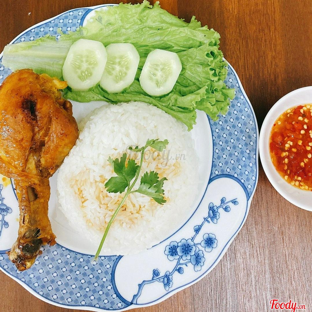 com-ga-chien-nuoc-mam