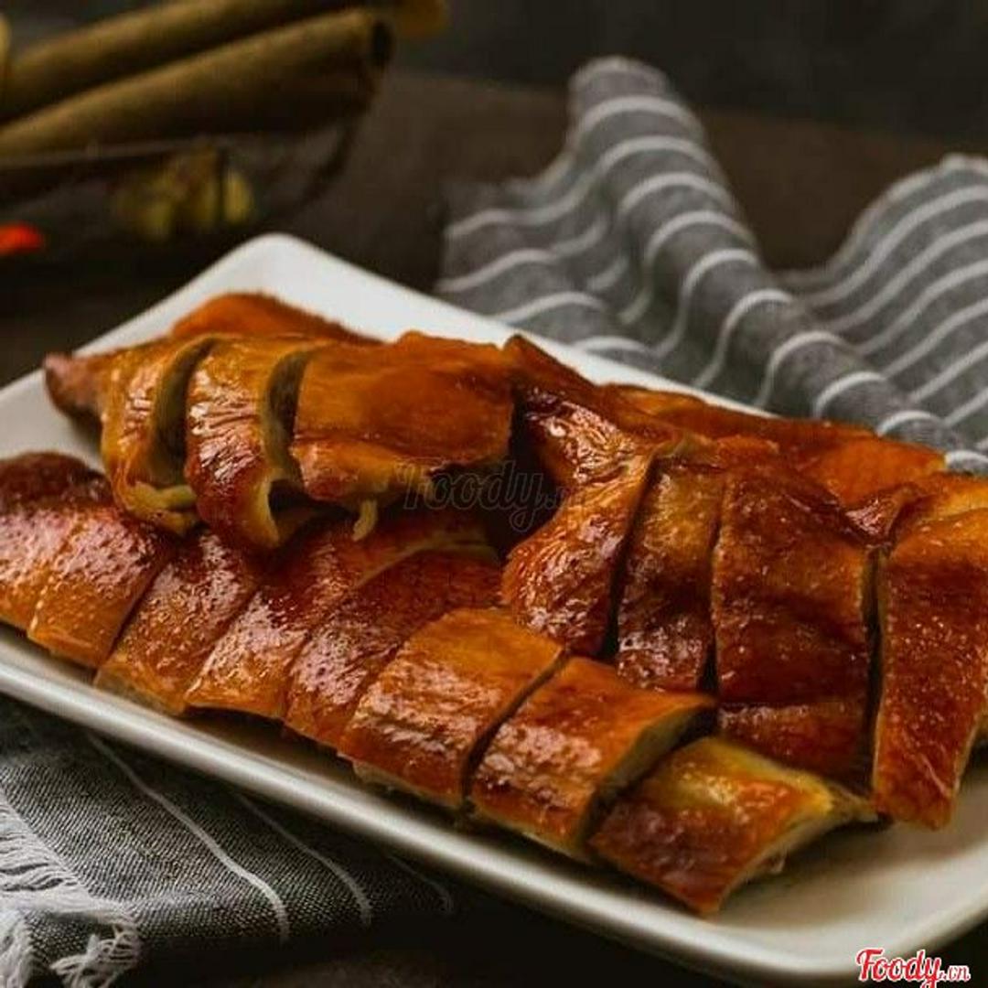 1-2-con-vit-quay-sot-tieu-en