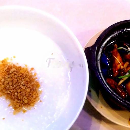 chao-huong-toi-ech-singapore-con