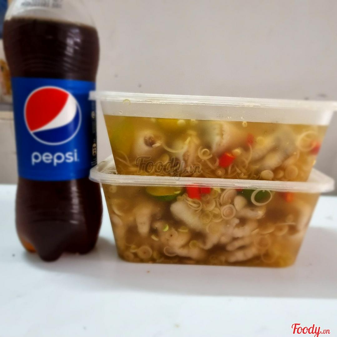 combo-1-hop-rut-xuong-ngam-lon-1-hop-co-xuong-ngam-nho-1-chai-pepsi